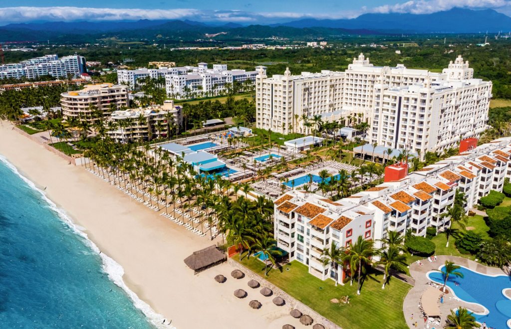 Hotel Riu Vallarta - All Inclusive